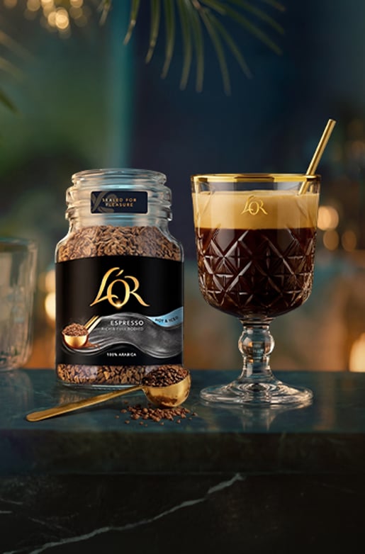 C21389534 JDE LOR Instant Greece 375x570